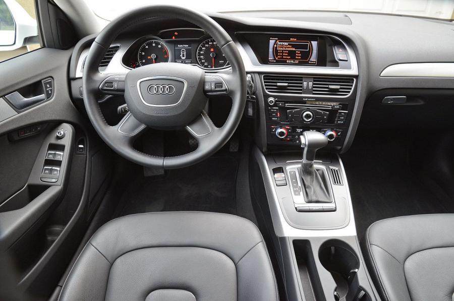 Торпедо Audi A4 Allroad 2.0T Quattro (B8, 8K) 2012 года  (NA) (фото 36 из 60)